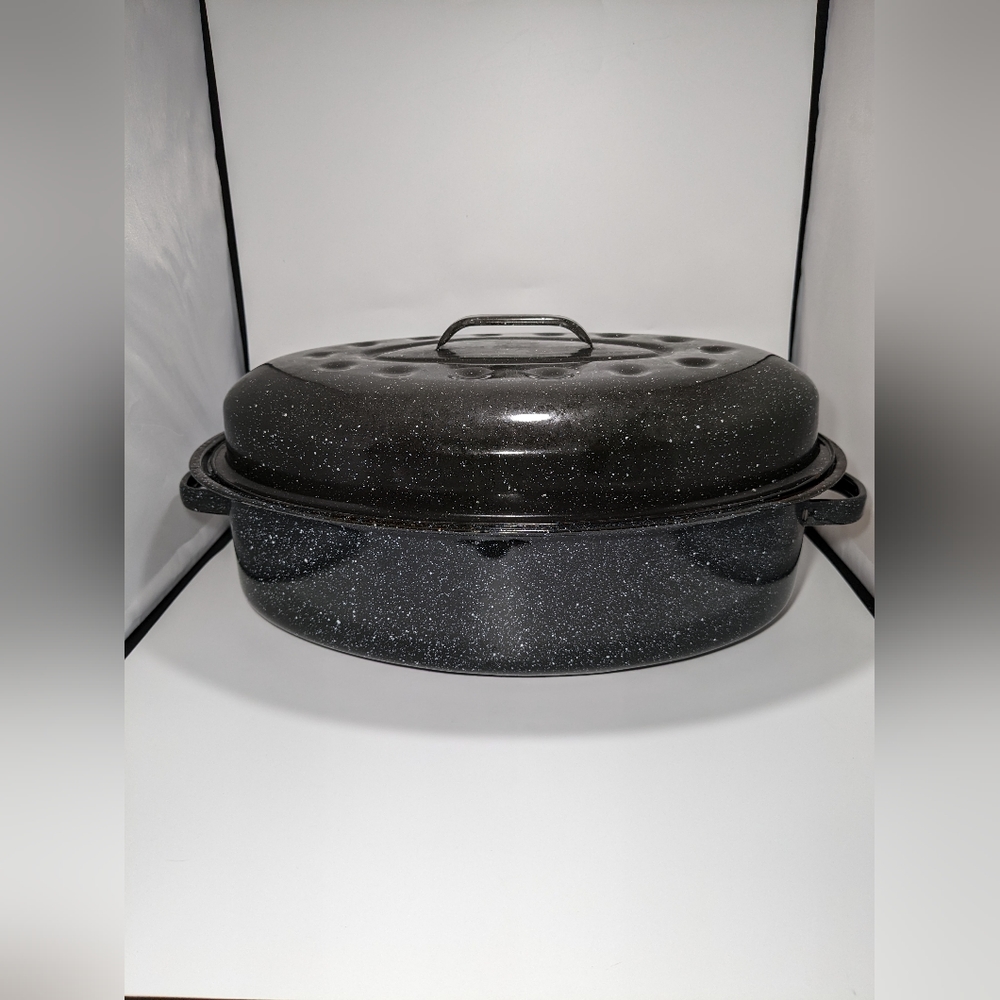 Vintage Black Enamel Speckled Oval Roasting Pan W/Handles & Lid 14 x 10
